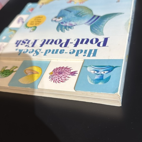 Cardboard book | Hide-and-Seek | Pout-Pout Fish Book - Picture 3 of 6
